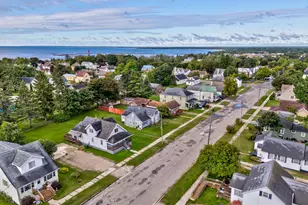 540 Arbutus Ave, Manistique, MI 49854 - Photo 2