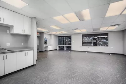 950 10th Street #110, Kalamazoo, MI 49009 - Photo 2