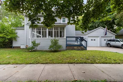 617 S Lansing Street, Mount Pleasant, MI 48858 - Photo 2