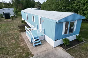 129 Maple Ct, Muskegon, MI 49445 - Photo 16