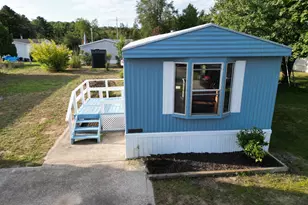 129 Maple Ct, Muskegon, MI 49445 - Photo 14