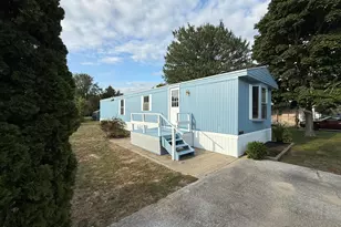 129 Maple Ct, Muskegon, MI 49445 - Photo 1