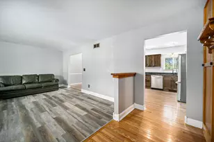 252 Glenwood Cir, Manchester, MI 48158 - Photo 4