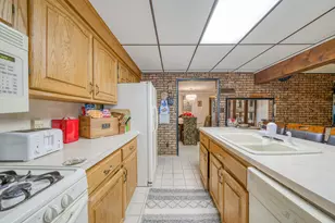 26160 Princeton St, Inkster, MI 48141 - Photo 12