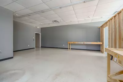 10071 Shaver Road, Portage, MI 49024 - Photo 8