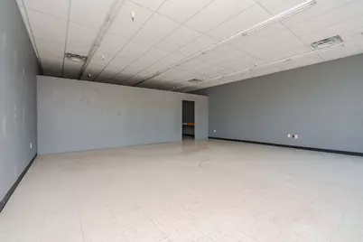 10071 Shaver Road, Portage, MI 49024 - Photo 6