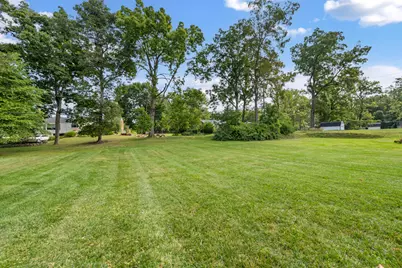 28771 Brooke Circle, Grosse Ile, MI 48138 - Photo 34