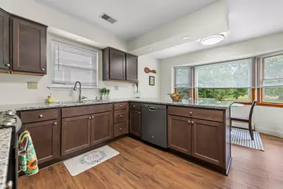 28771 Brooke Circle, Grosse Ile, MI 48138 - Photo 10