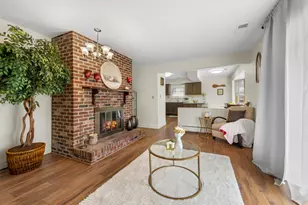 28771 Brooke Circle, Grosse Ile, MI 48138 - Photo 16