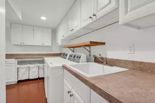 3140 Woods Circle, Detroit, MI 48207 - Photo 18