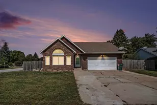 4404 Springmont Dr SE, Kentwood, MI 49512 - Photo 2