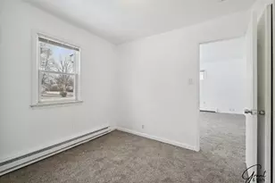 12850 Sidonie Ave, Warren, MI 48089 - Photo 6