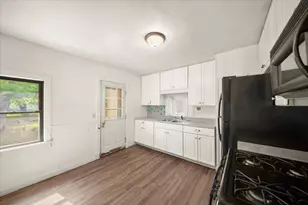 344 Abbie St SE, Wyoming, MI 49548 - Photo 6