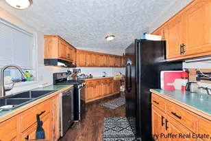 13345 Pinewood Dr, Grand Haven, MI 49417 - Photo 4