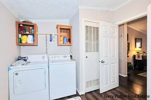 13345 Pinewood Dr, Grand Haven, MI 49417 - Photo 14