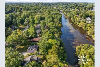 2757 Cascade Springs Drive SE, Grand Rapids, MI 49546 - Photo 40