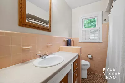 2757 Cascade Springs Drive SE, Grand Rapids, MI 49546 - Photo 20