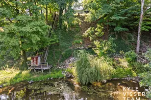 2757 Cascade Springs Dr SE, Grand Rapids, MI 49546 - Photo 28