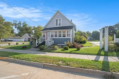 555 Broadway Street, South Haven, MI 49090 - Photo 6