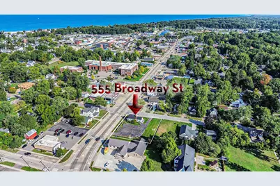 555 Broadway Street, South Haven, MI 49090 - Photo 2