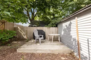 509 Diamond Ave SE, Grand Rapids, MI 49506 - Photo 36