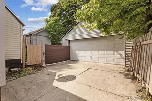 509 Diamond Ave SE, Grand Rapids, MI 49506 - Photo 34