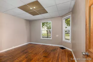 1027 Jennette Ave NW, Grand Rapids, MI 49504 - Photo 14