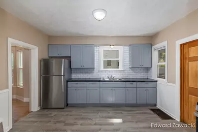 1027 Jennette Avenue NW, Grand Rapids, MI 49504 - Photo 10