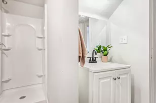 415 W Walnut St, Kalamazoo, MI 49007 - Photo 14