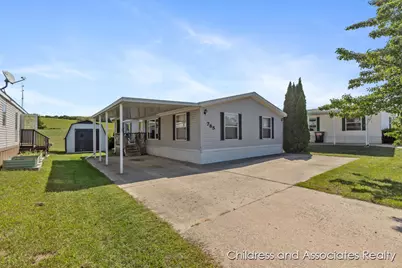 785 Pinecreek, Middleville, MI 49333 - Photo 2