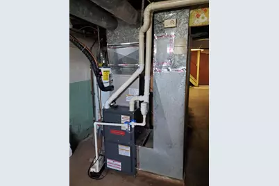 682 Waverly Drive, Benton Harbor, MI 49022 - Photo 20