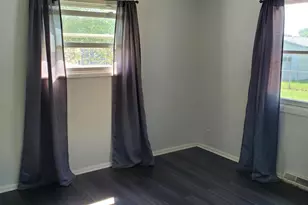 682 Waverly Dr, Benton Harbor, MI 49022 - Photo 16