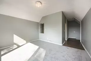 729 Fairview Ave NE, Grand Rapids, MI 49503 - Photo 14