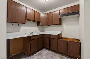 4921 Crooks Rd, Royal Oak, MI 48073 - Photo 8