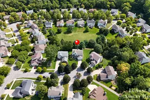 574 Legacy Ct NE, Rockford, MI 49341 - Photo 34