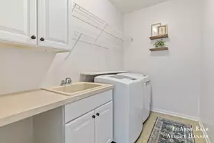 574 Legacy Ct NE, Rockford, MI 49341 - Photo 16