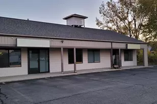 1103 Washington Ave, Holland, MI 49423 - Photo 1