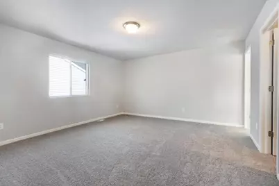 1005 Cedarwood Drive, Greenville, MI 48838 - Photo 14