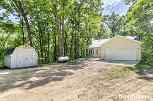 6790 19 Mile Rd NE, Cedar Springs, MI 49319 - Photo 2