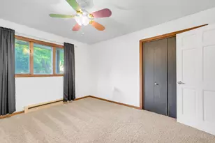 4321 Parker Rd, Fort Gratiot, MI 48059 - Photo 32