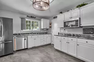 2466 Smiley Way, Jackson, MI 49203 - Photo 4