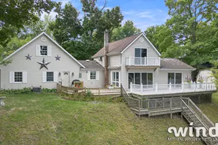 7927 Lakewood Dr, Coloma, MI 49038 - Photo 1
