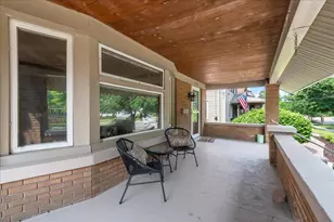 1122 Martin Luther King Jr Street SE, Grand Rapids, MI 49507 - Photo 2