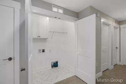 2223 Watertown Way NE, Grand Rapids, MI 49505 - Photo 20