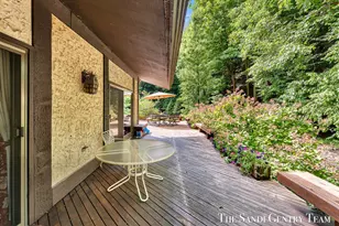 12879 Lakeshore Dr, Grand Haven, MI 49417 - Photo 48