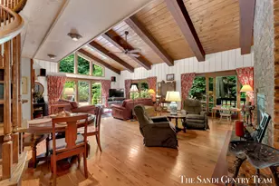 12879 Lakeshore Dr, Grand Haven, MI 49417 - Photo 10