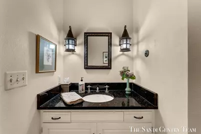 12879 Lakeshore Drive, Grand Haven, MI 49417 - Photo 30