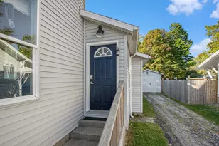 648 Phillips St, South Haven, MI 49090 - Photo 26