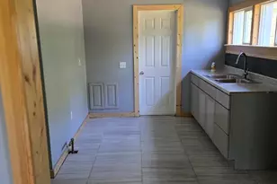 614 N Ann St, Albion, MI 49224 - Photo 10