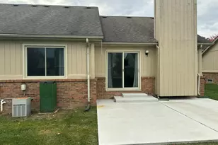 34574 Maple Ln, Sterling Heights, MI 48312 - Photo 36